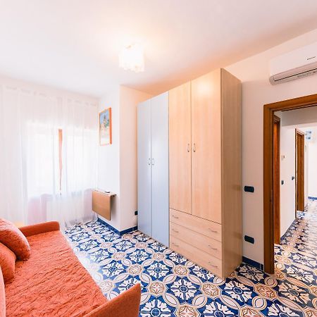 Casa Vacanze La Trinita ราเวลโล ภายนอก รูปภาพ