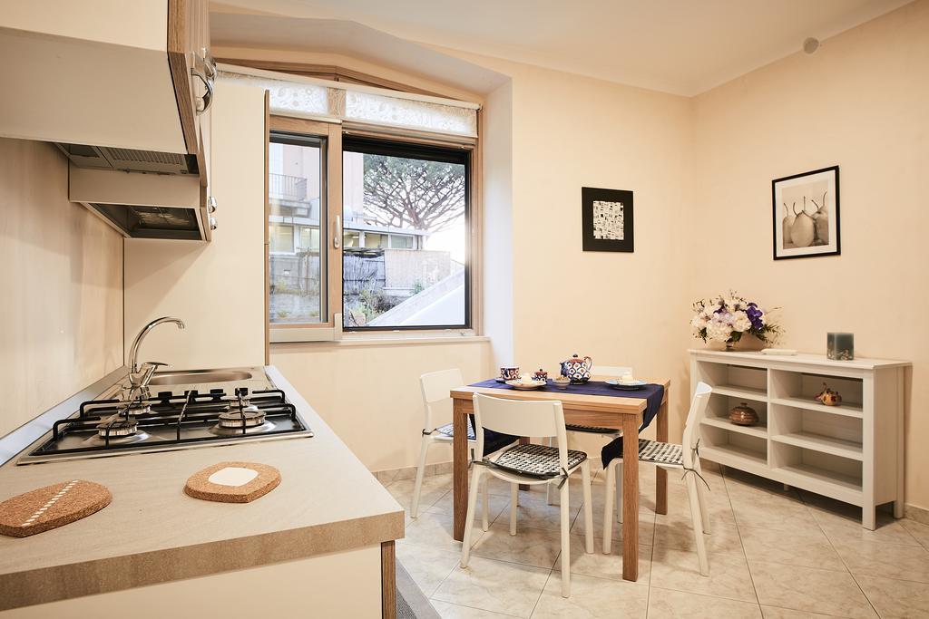 Casa Vacanze La Trinita ราเวลโล ภายนอก รูปภาพ